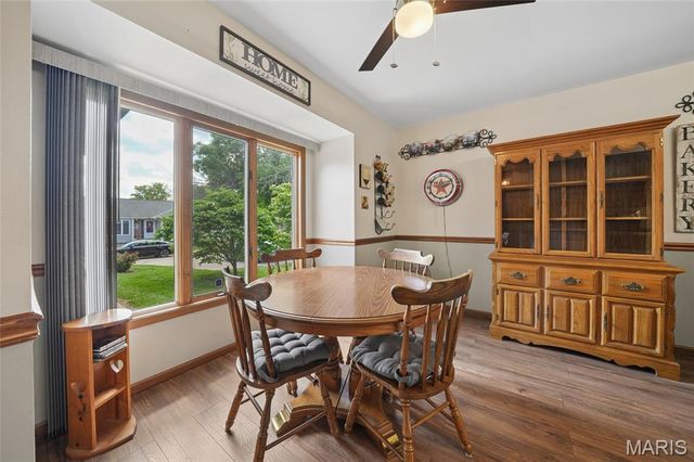 1621 Rosewall Drive F, St Charles, MO 63303
