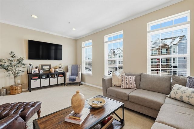 213 Eagle Dr, Cranberry Twp, PA 16066