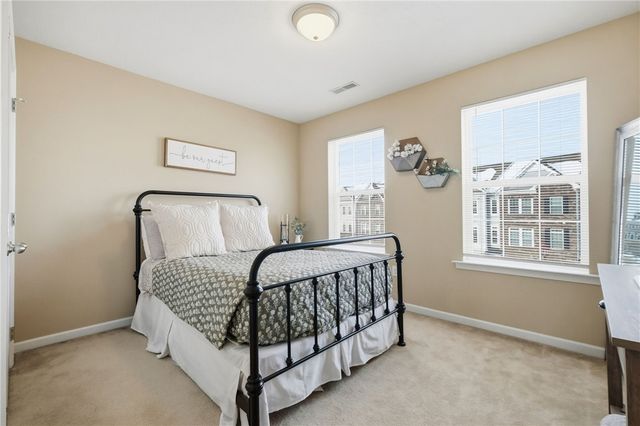 213 Eagle Dr, Cranberry Twp, PA 16066