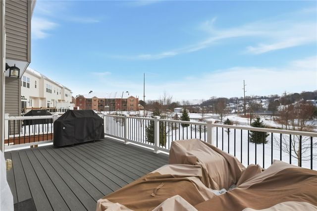 213 Eagle Dr, Cranberry Twp, PA 16066