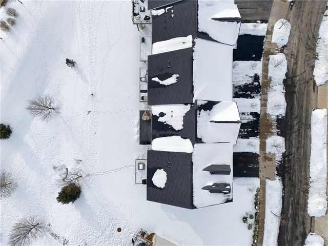 213 Eagle Dr, Cranberry Twp, PA 16066