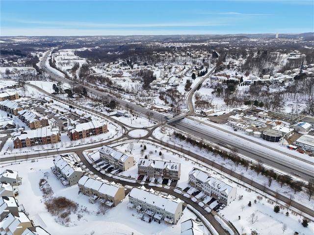 213 Eagle Dr, Cranberry Twp, PA 16066