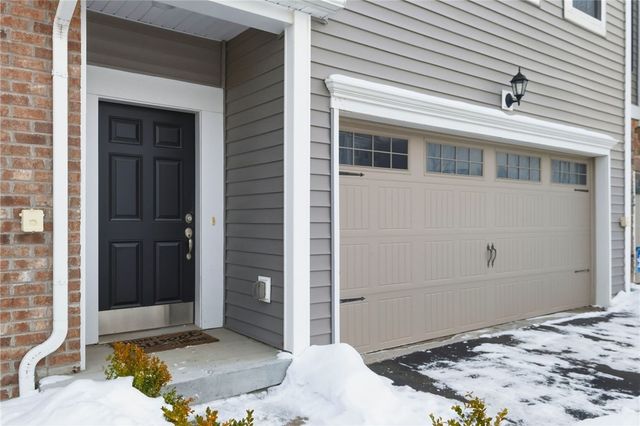 213 Eagle Dr, Cranberry Twp, PA 16066