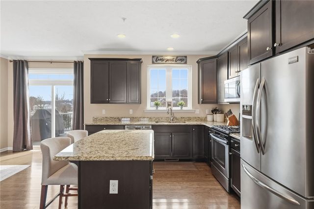 213 Eagle Dr, Cranberry Twp, PA 16066