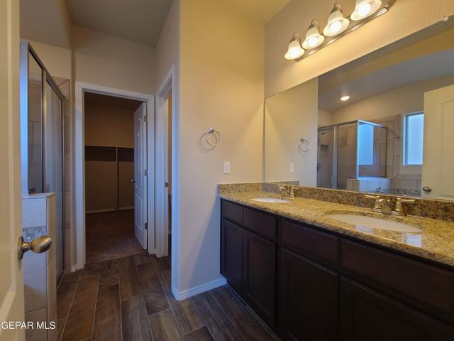 7421 EAGLE VISTA Drive, El Paso, TX 79911
