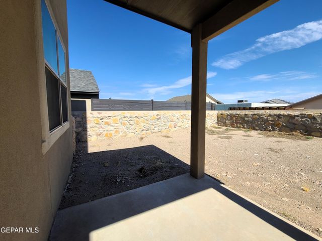 7421 EAGLE VISTA Drive, El Paso, TX 79911