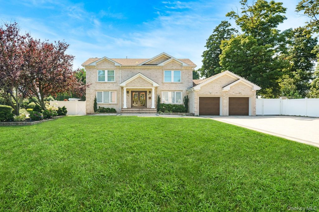 20 Mc Cue Lane, Babylon, NY 11702 — exterior
