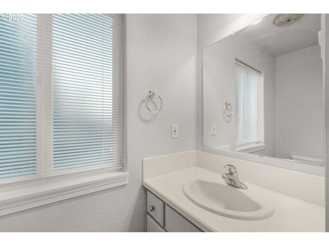 5304 Ne 84TH Loop D14, Vancouver, WA 98662