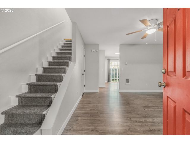 5304 Ne 84TH Loop D14, Vancouver, WA 98662