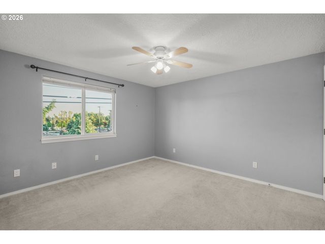 5304 Ne 84TH Loop D14, Vancouver, WA 98662