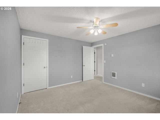 5304 Ne 84TH Loop D14, Vancouver, WA 98662
