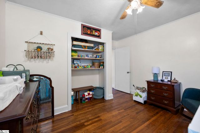 300 Woodvale Avenue, Fountain Inn, SC 29644