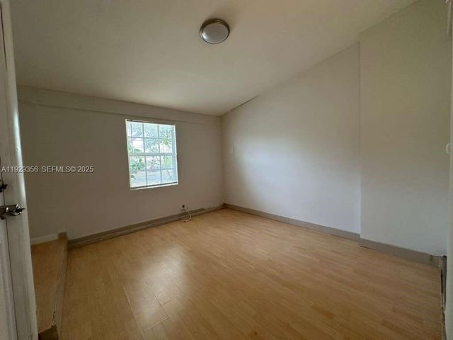 1790 NE 18th St ., Fort Lauderdale, FL 33305