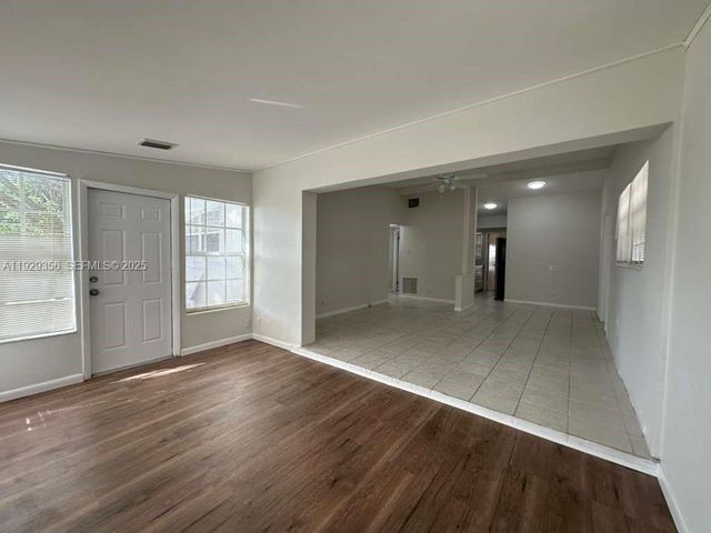 1790 NE 18th St ., Fort Lauderdale, FL 33305