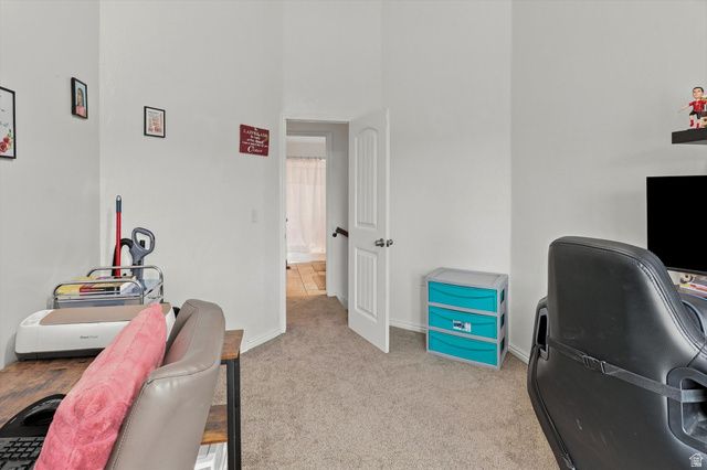 6963 S FIREFOX CIR, West Jordan, UT 84081