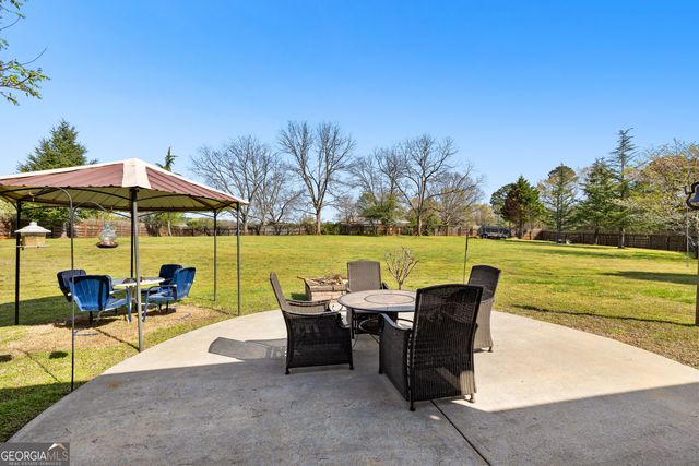 21 Hunters Overlook Drive, Senoia, GA 30276