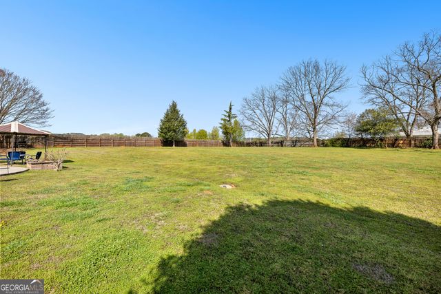 21 Hunters Overlook Drive, Senoia, GA 30276