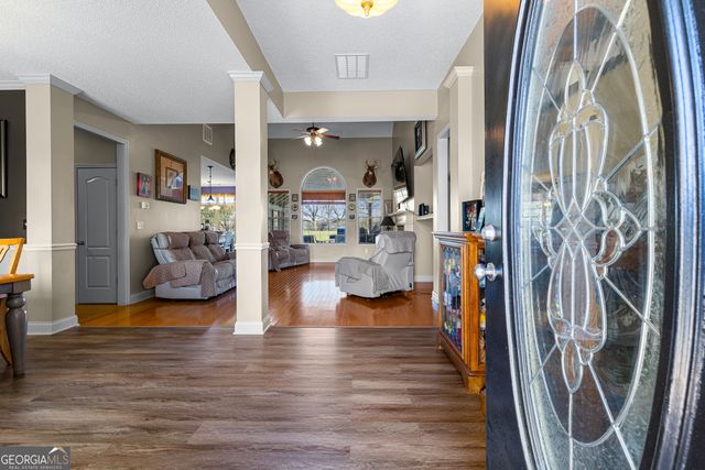 21 Hunters Overlook Drive, Senoia, GA 30276