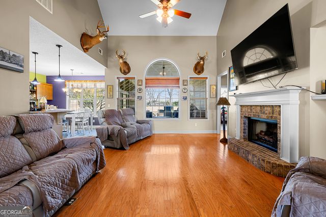 21 Hunters Overlook Drive, Senoia, GA 30276