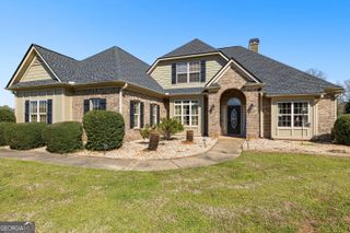 21 Hunters Overlook Drive, Senoia, GA 30276
