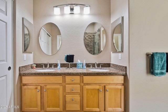 43851 W GRIFFIS Drive, Maricopa, AZ 85138