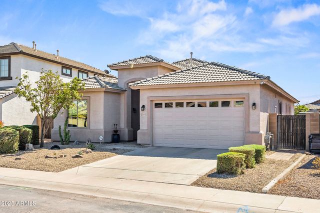 43851 W GRIFFIS Drive, Maricopa, AZ 85138