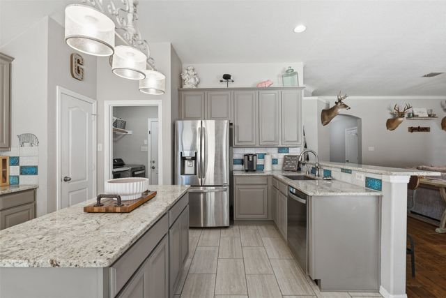 172 Overland Trail, Willow Park, TX 76087