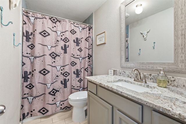 172 Overland Trail, Willow Park, TX 76087