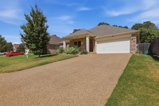 172 Overland Trail, Willow Park, TX 76087