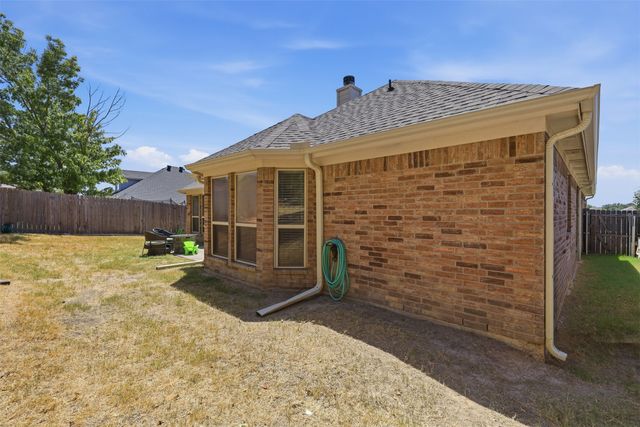 172 Overland Trail, Willow Park, TX 76087