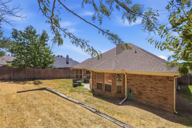 172 Overland Trail, Willow Park, TX 76087