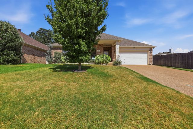 172 Overland Trail, Willow Park, TX 76087