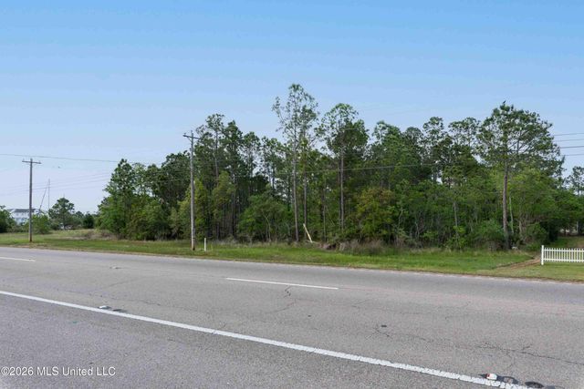 10862 Ms-43, Bay Saint Louis, MS 39520