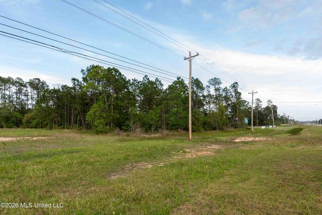 10862 Ms-43, Bay Saint Louis, MS 39520