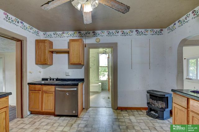 1914 Bancroft Street, Omaha, NE 68108