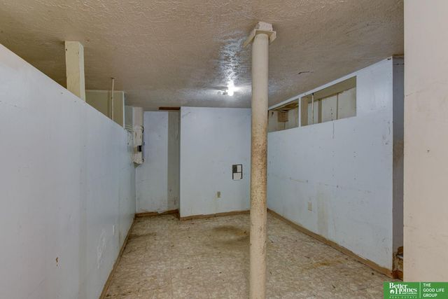 1914 Bancroft Street, Omaha, NE 68108