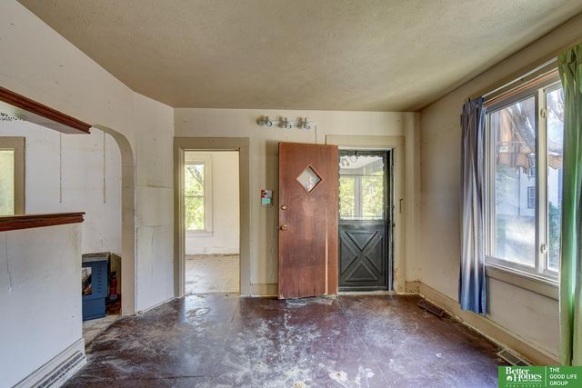 1914 Bancroft Street, Omaha, NE 68108