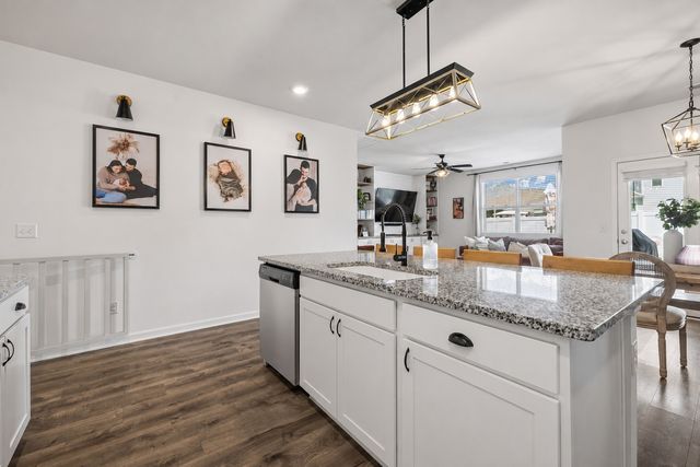 2013 Tate Farm Ln, White House, TN 37188