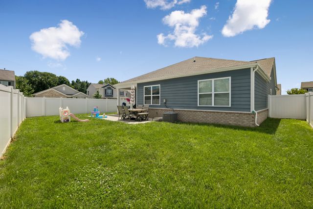 2013 Tate Farm Ln, White House, TN 37188