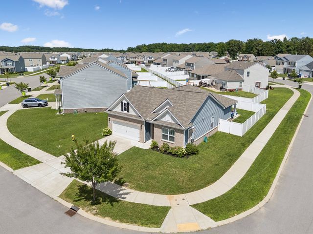 2013 Tate Farm Ln, White House, TN 37188