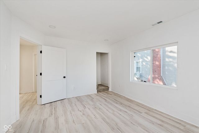 3033 N College Avenue, Indianapolis, IN 46205