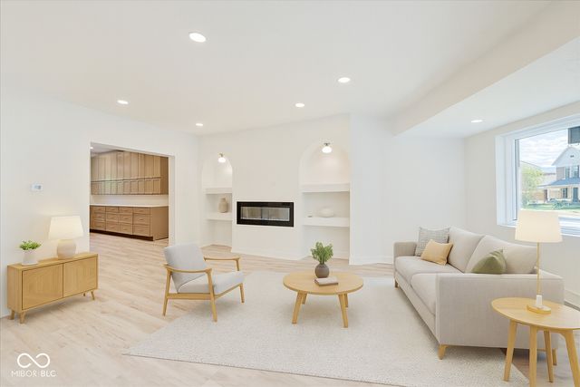 3033 N College Avenue, Indianapolis, IN 46205