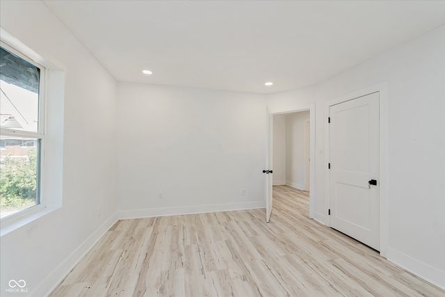 3033 N College Avenue, Indianapolis, IN 46205