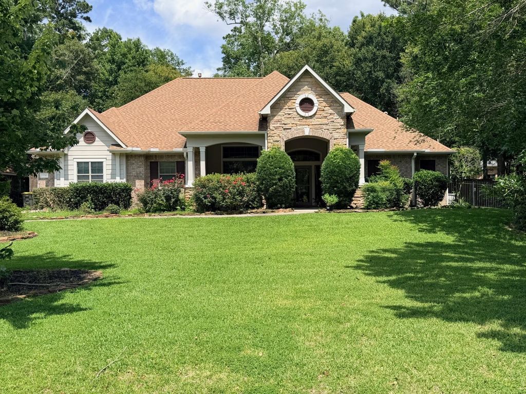 13245 Autumn Mist Lane, Conroe, TX 77302