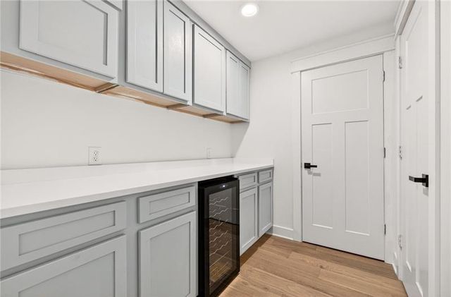 656 Channing Drive NW, Atlanta, GA 30318