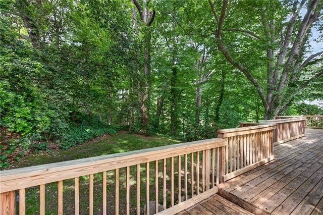 656 Channing Drive NW, Atlanta, GA 30318