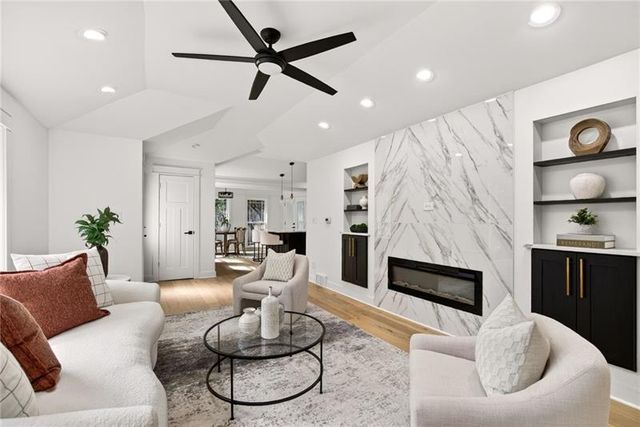 656 Channing Drive NW, Atlanta, GA 30318
