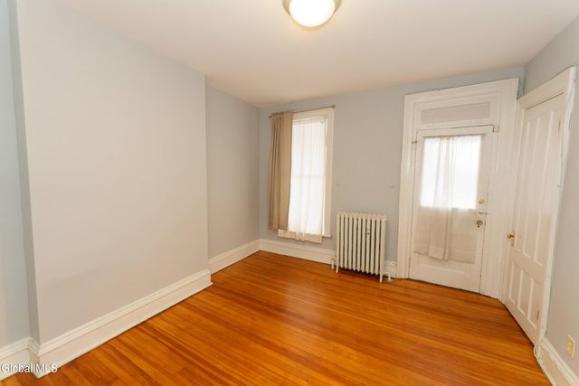 492 Madison Avenue, Albany, NY 12208