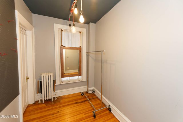 492 Madison Avenue, Albany, NY 12208