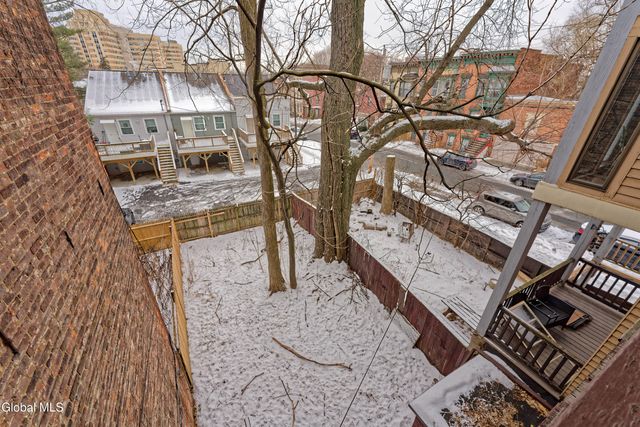 492 Madison Avenue, Albany, NY 12208